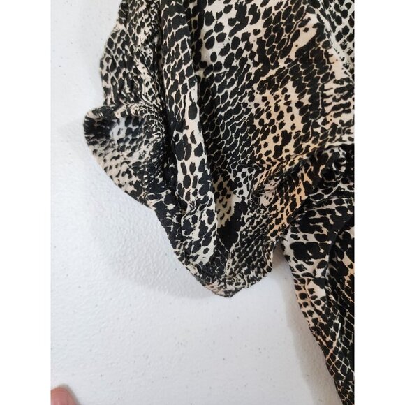 Express Womens S Black Snake Print Short Puff Sleeve Round Neck Tie Front Blouse - Picture 3 of 7